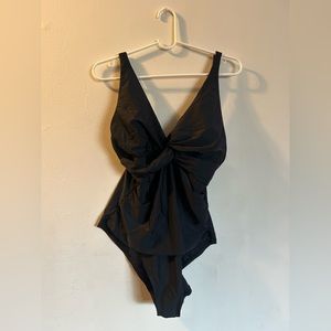 Black Slimming Bathingsuit